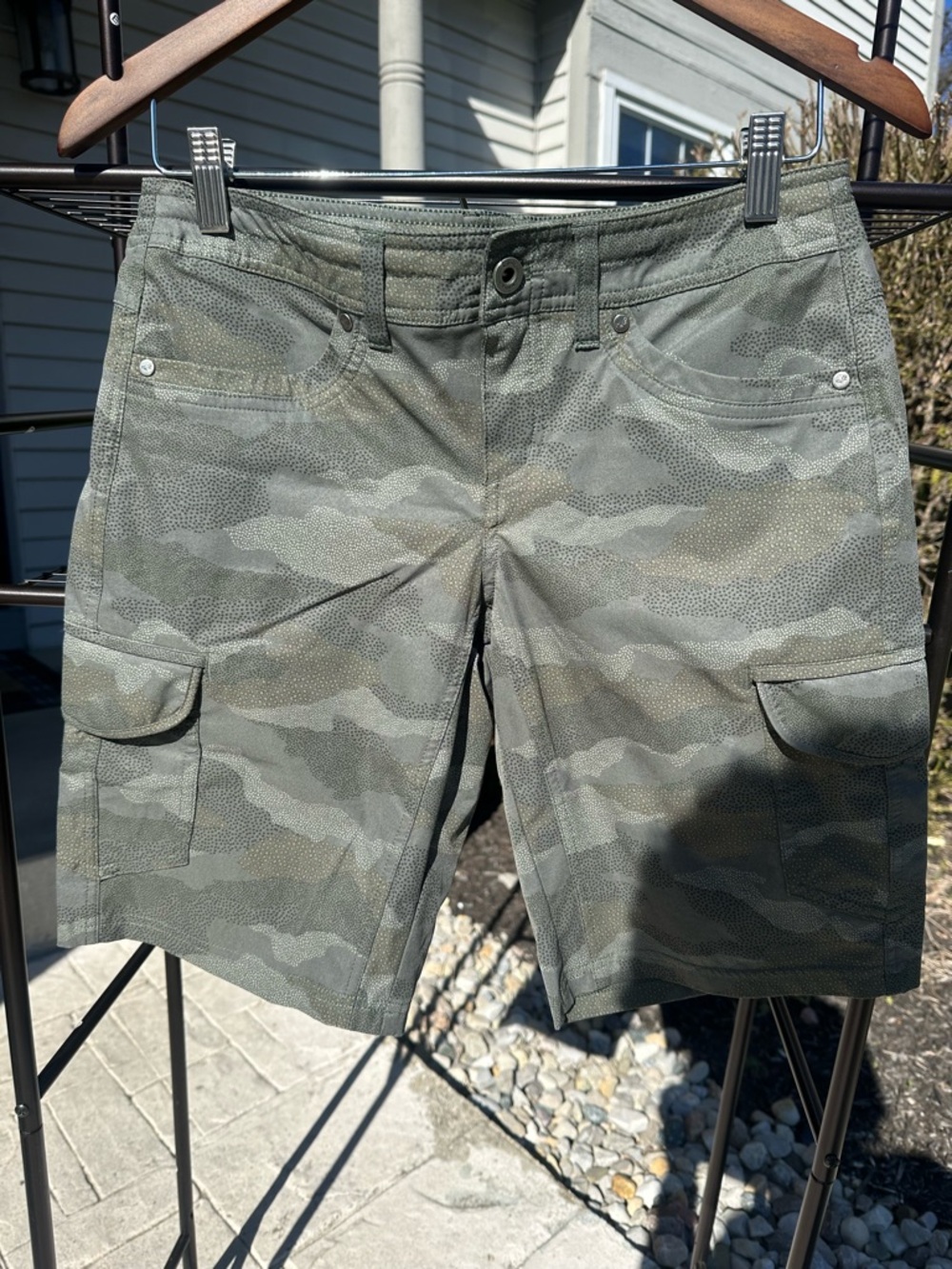 Women’s KUHL Camo Cargo Shorts - Olive Green